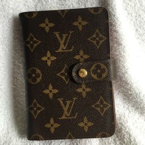 LouisVuitton porte papier  zippe